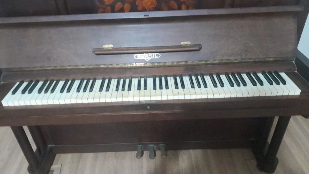 Vendo piano da marca Brasil - Foto 3