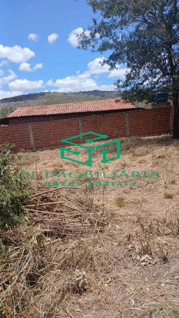 TERRENO EM SAÍRE - PE