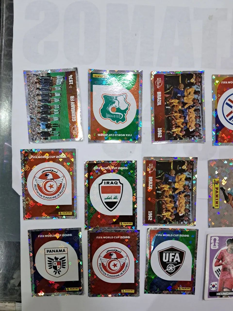 Figurinhas da Copa legend e brlhantes - Foto 3