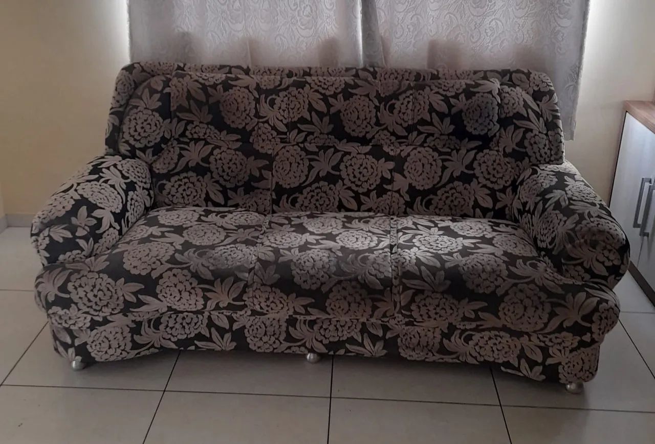 Sofá em suede