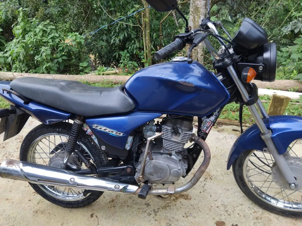 Vendo Titan 2006 - Foto 4