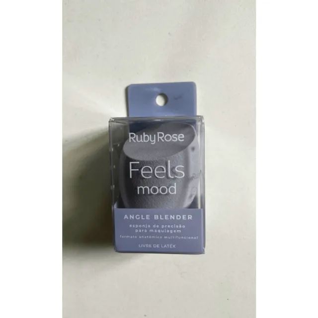 Esponja aplicador Ruby Rose feels mood angle blender - NOVO