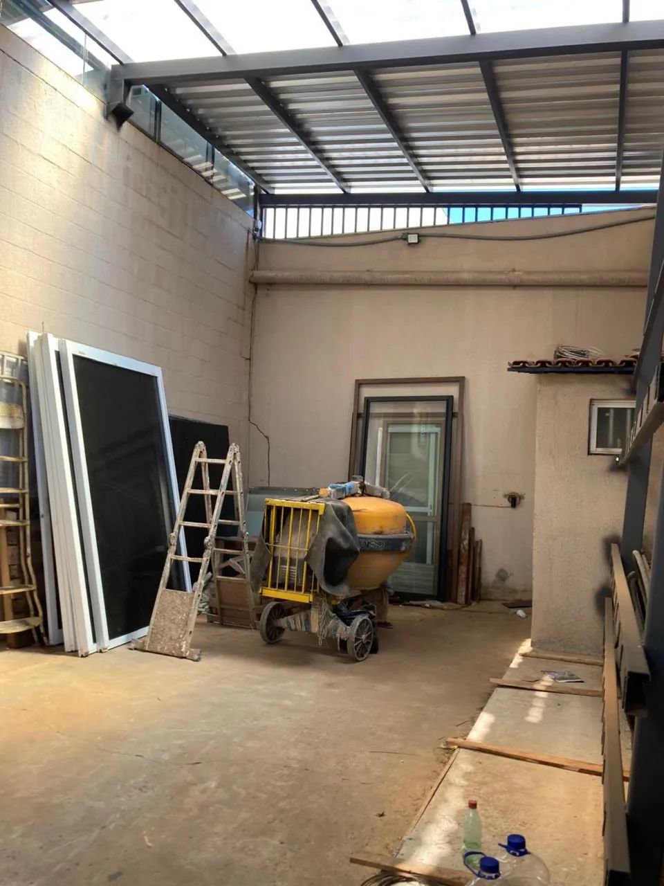  Galpão 444m² à Venda com Energia Solar - Excelente Oportunidade!  - Foto 3