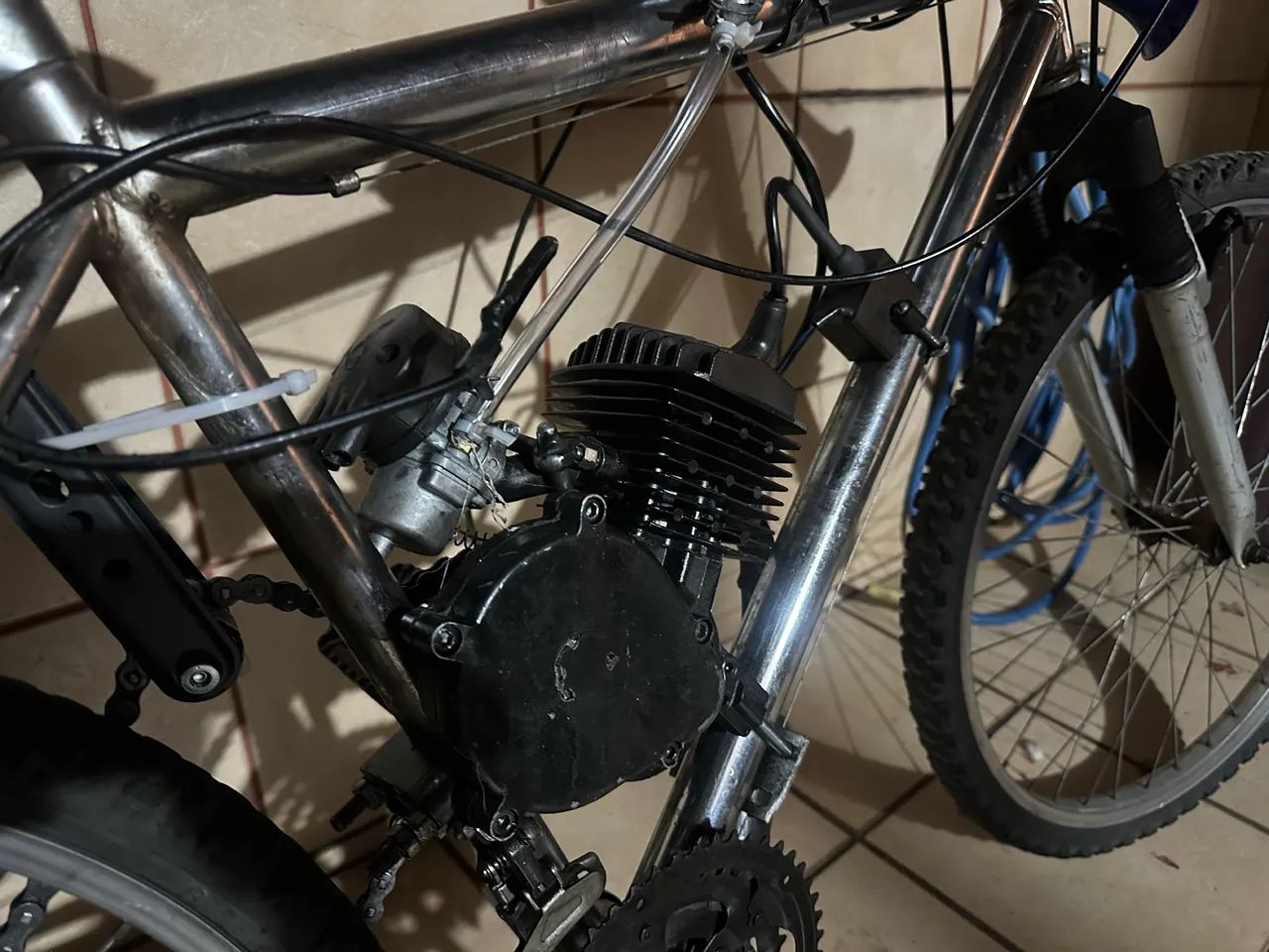 Bicicleta com motor 80cc - Foto 3