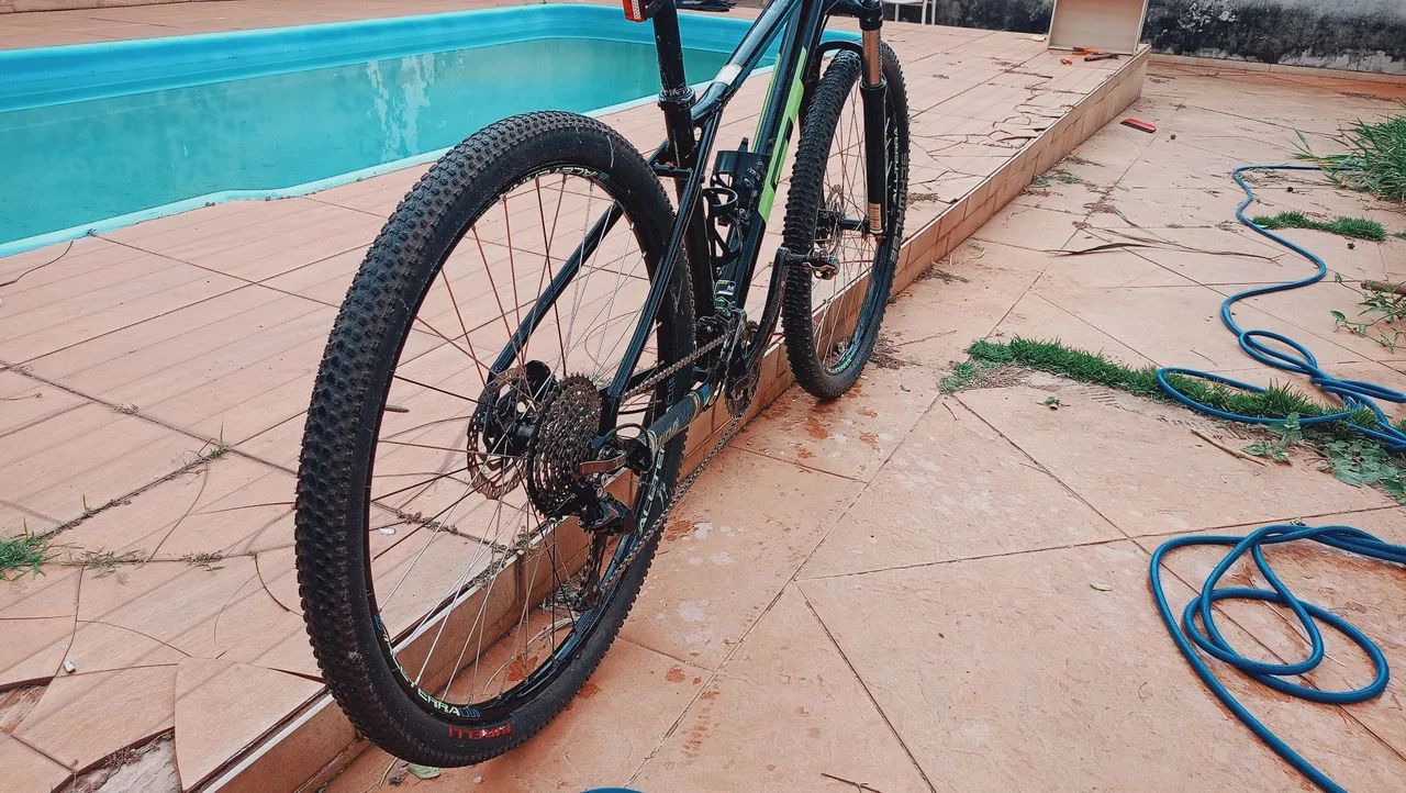 Bicicleta GT Aro 29 Deore 2x10 - Quadro M - Muito Conservada - Foto 3