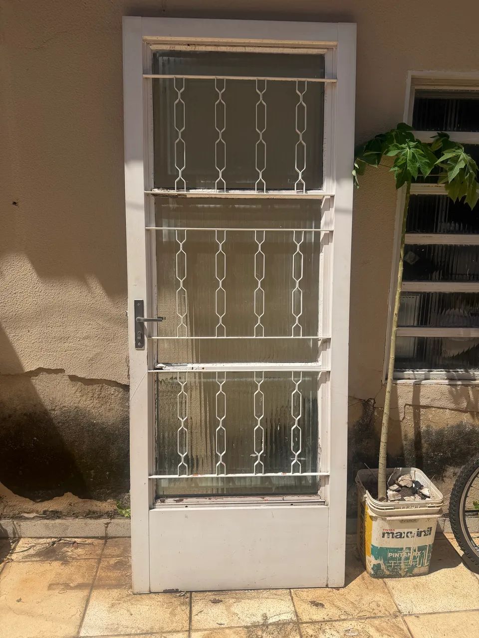 Porta de ferro