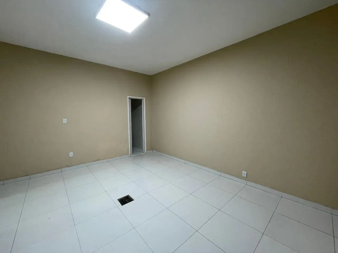 Sala Comercial de 65 m² para Locação no Centro  República - Foto 2