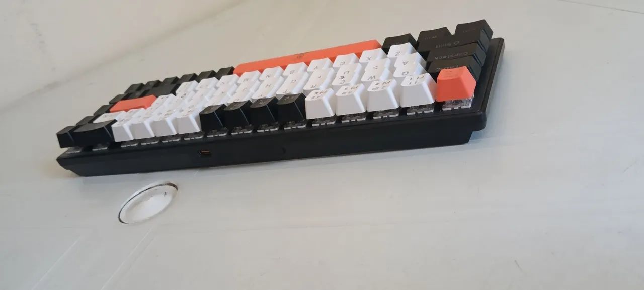Teclado mecânico 68% - Foto 4