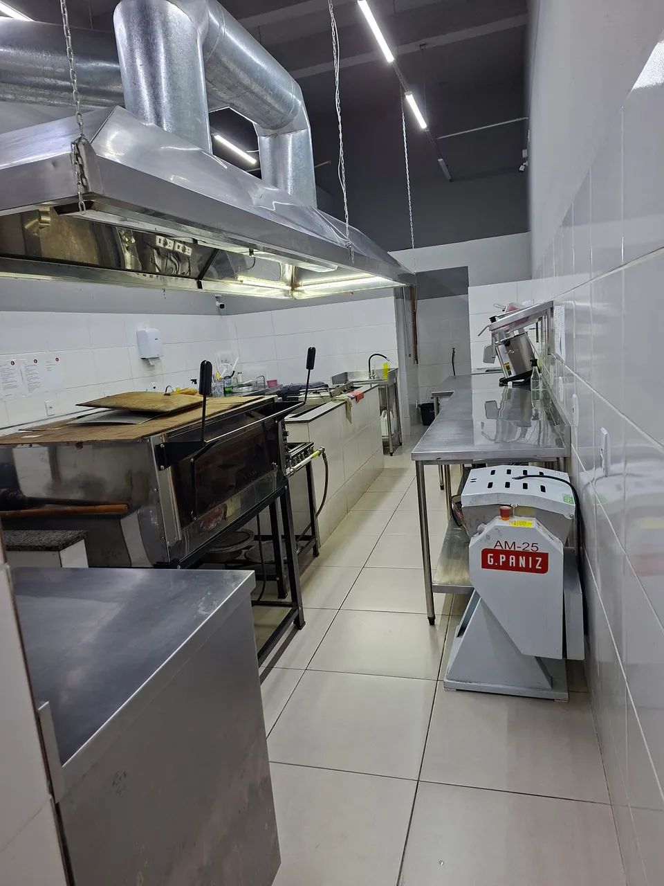 Arrendamento de loja montada hamburgueria e pizzaria
