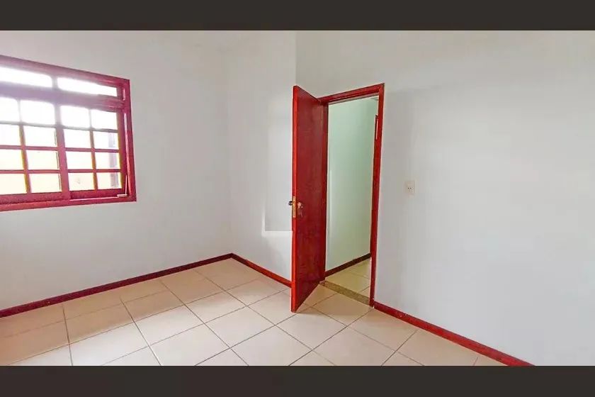 Casa à Venda - Santa Efigênia, 3 Quartos, 344 m2