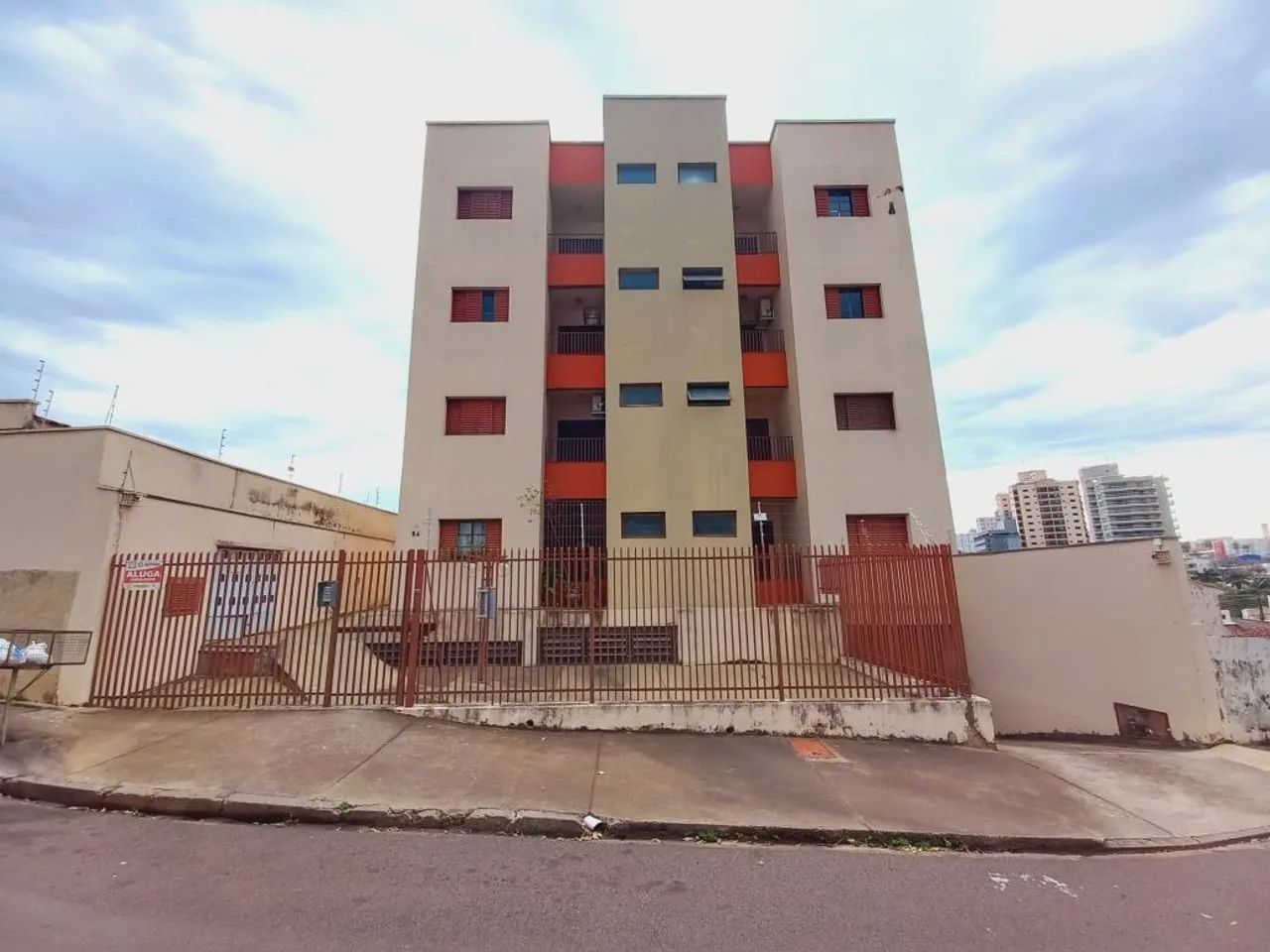 Apartamento no Edificio Palmares Vila Liberdade em Presidente Prudente