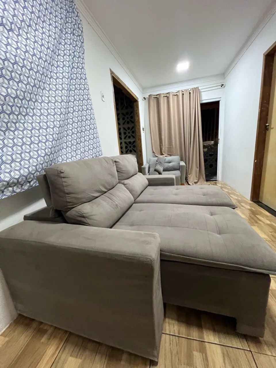 Vende-se sofá retrátil 2 lugares 