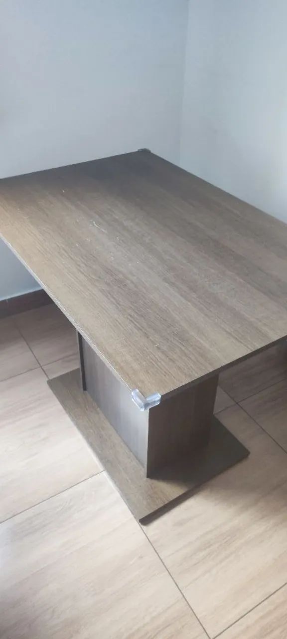 Mesa de MDF 