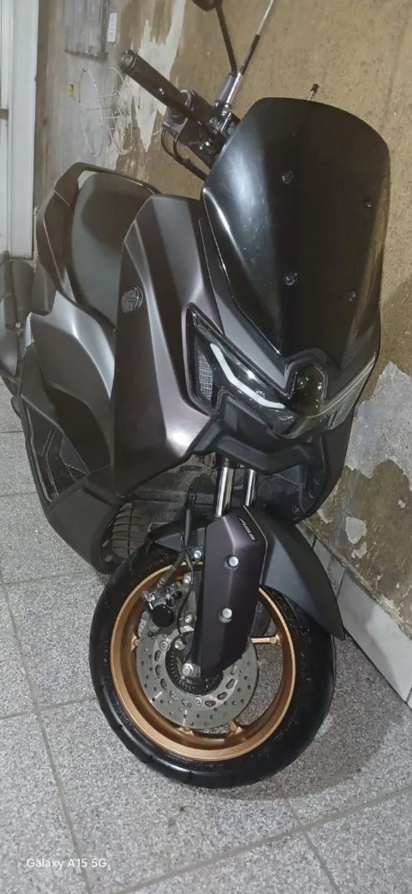 Nmax 160 connected