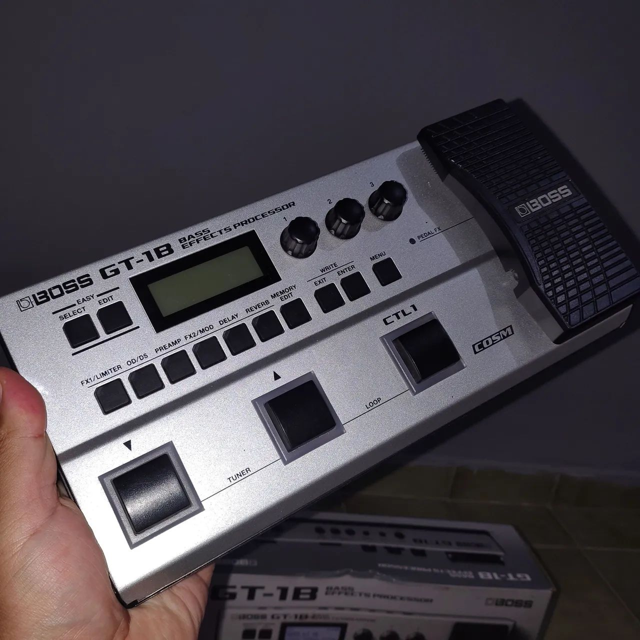 Pedaleira Boss GT1 B - Foto 4