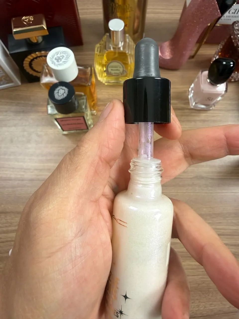 Iluminador Liquido Mac  - Foto 4