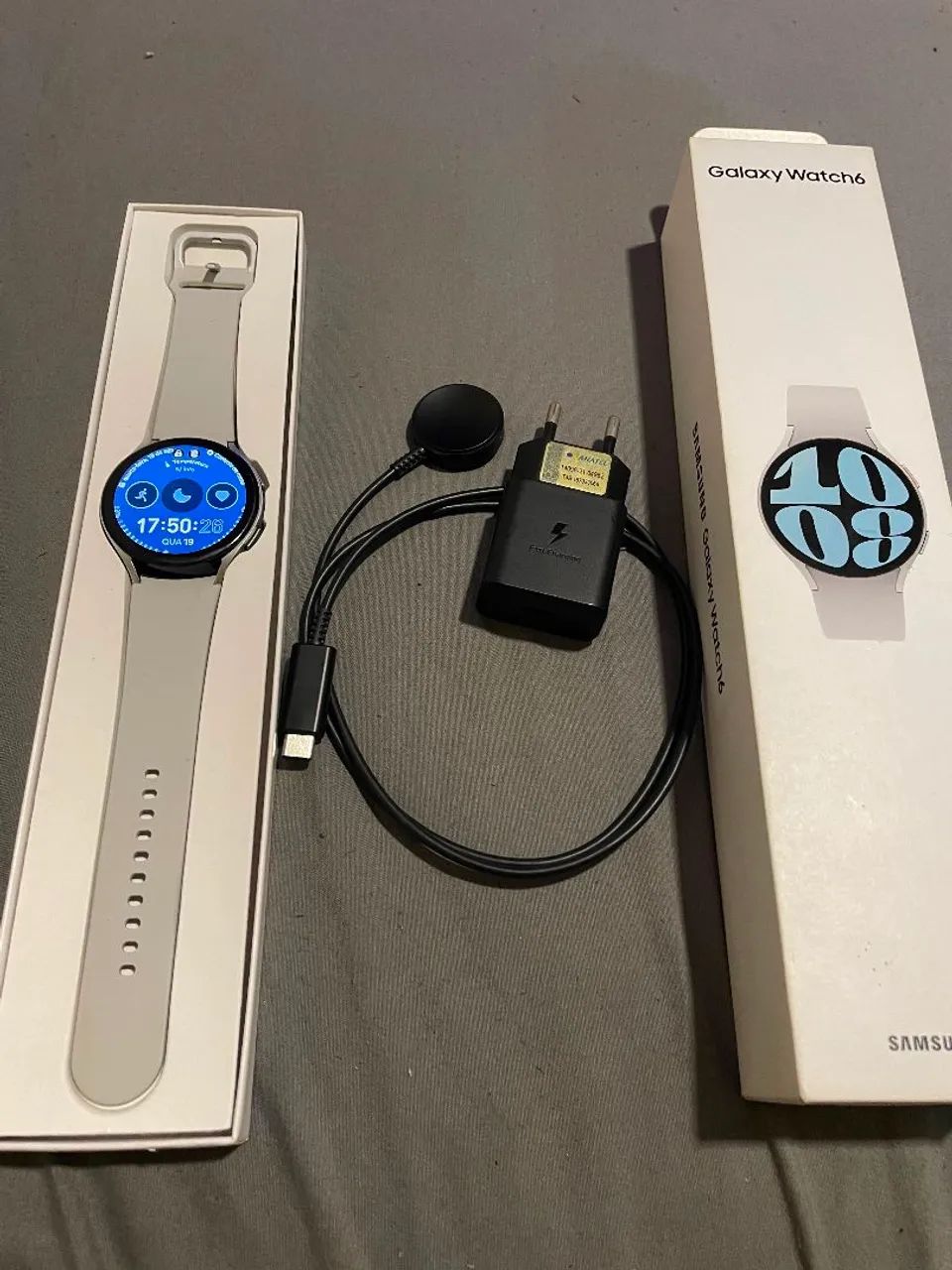 Galaxy watch 6 44mm bt c/pulseiras e case
