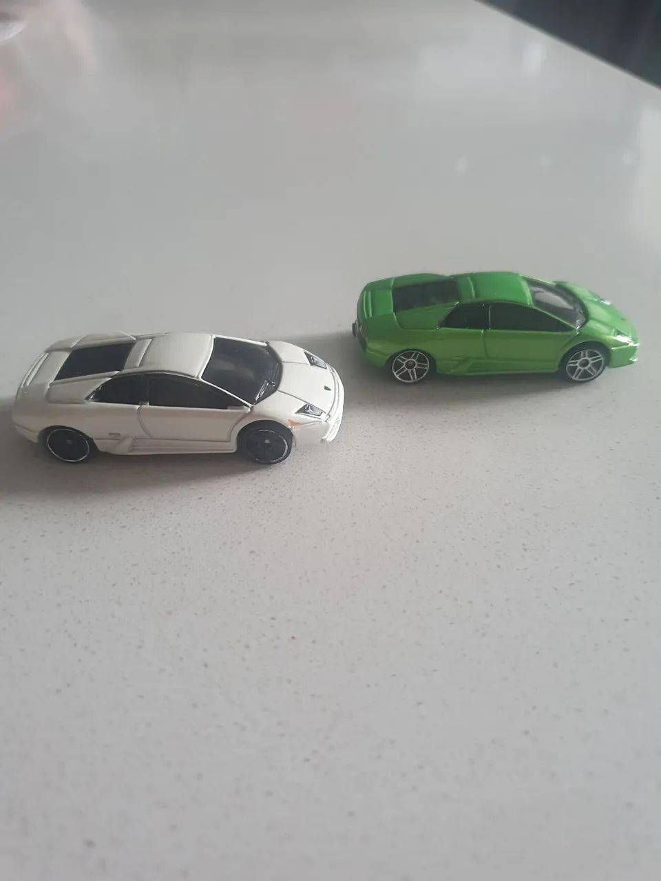 Lote 2 Hot Wheels Murciélago 2009 - Loose