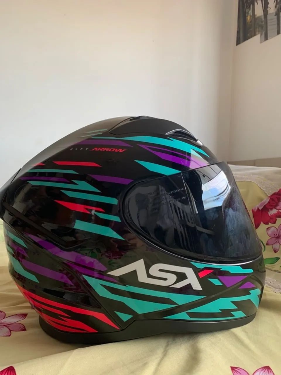 Capacete disponível  - Foto 5