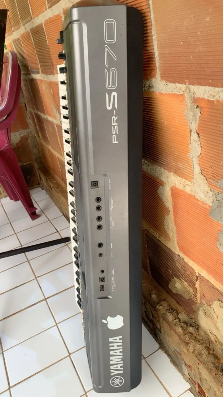 Vendo  teclado yamaha s670 - Foto 3