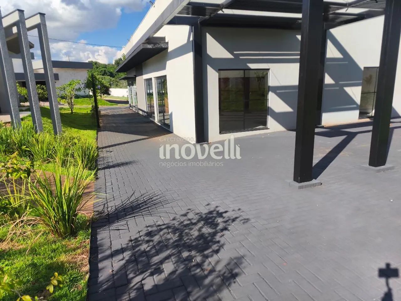 Sobrado à venda em Maringá, Parque Industrial, com 4 suítes, com 310 m² - Foto 5