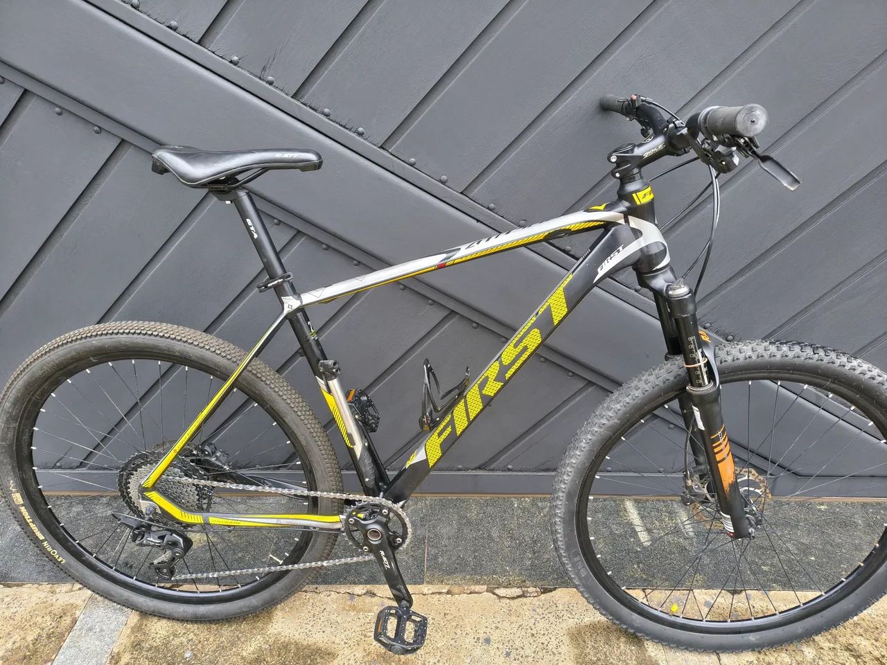 Bicicleta First althymus tamanho 21