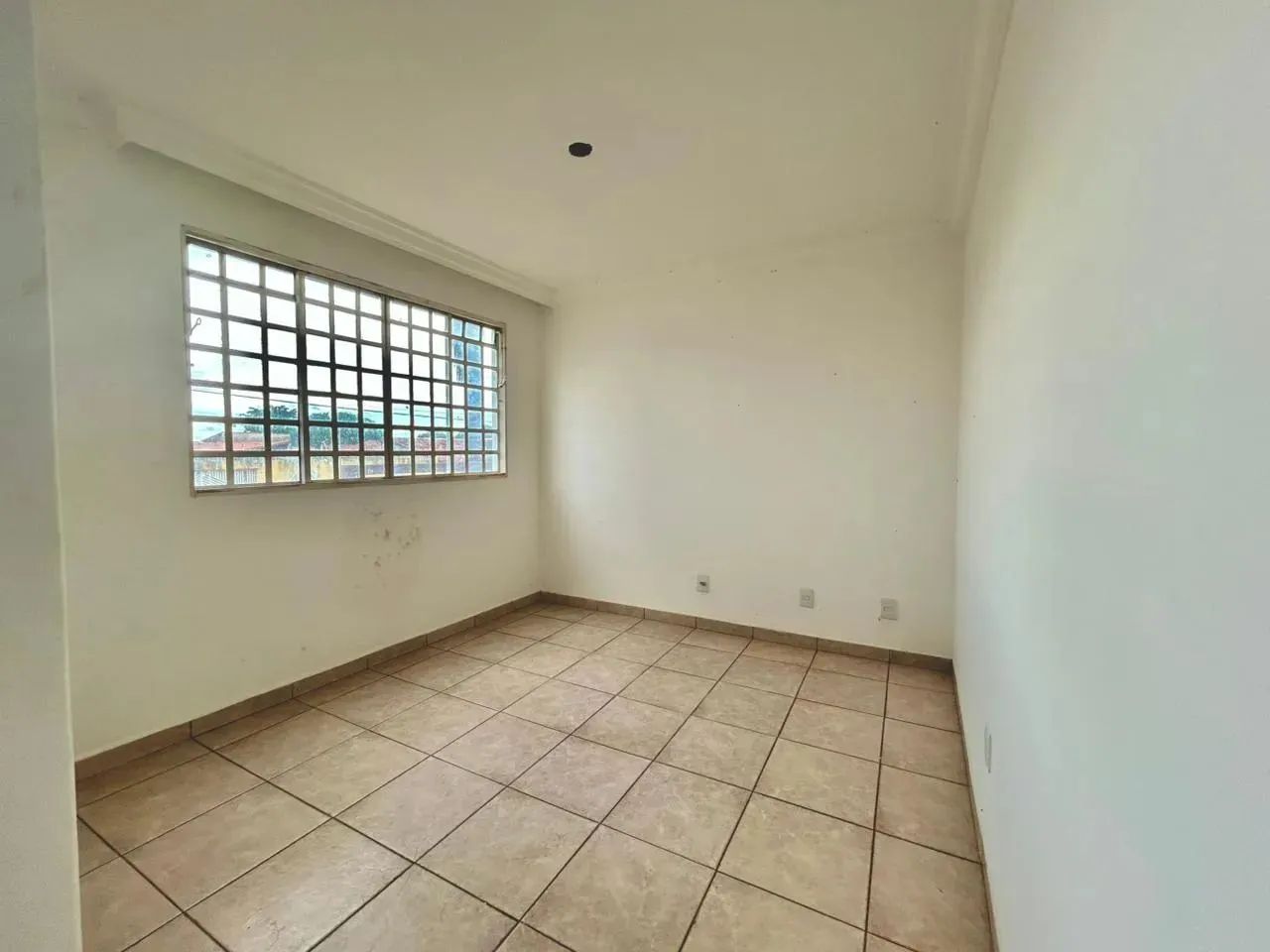 Sobrado à venda no Jardim Ana Lúcia  3 Quartos, 2 Suítes, 200 m² de área construída - Foto 8