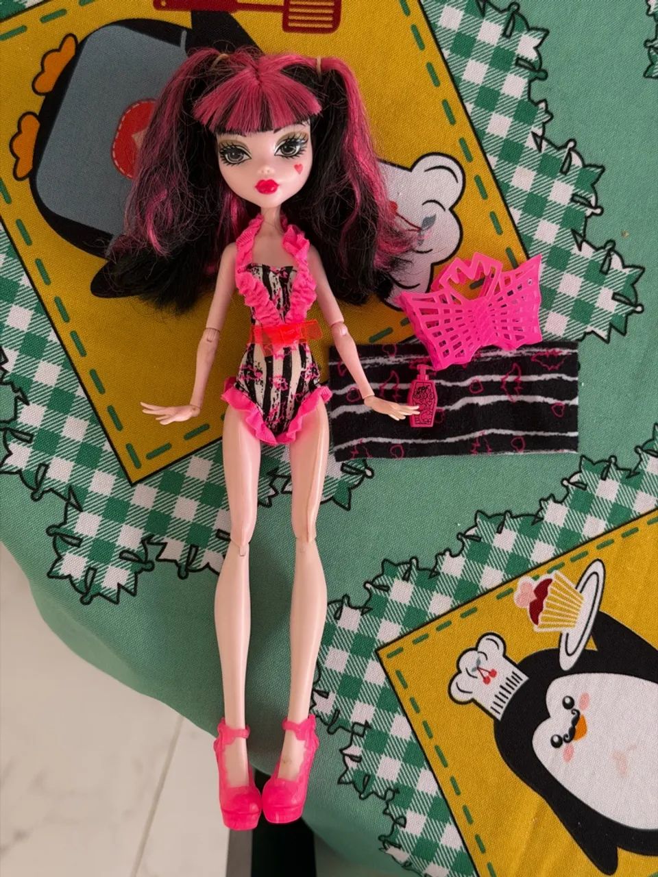 Draculaura swim class 