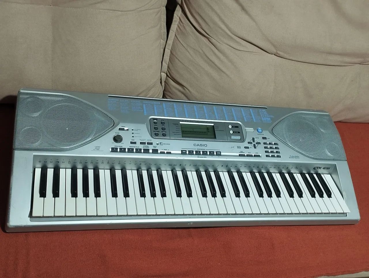 Teclado Casio CTK 691 - Foto 3