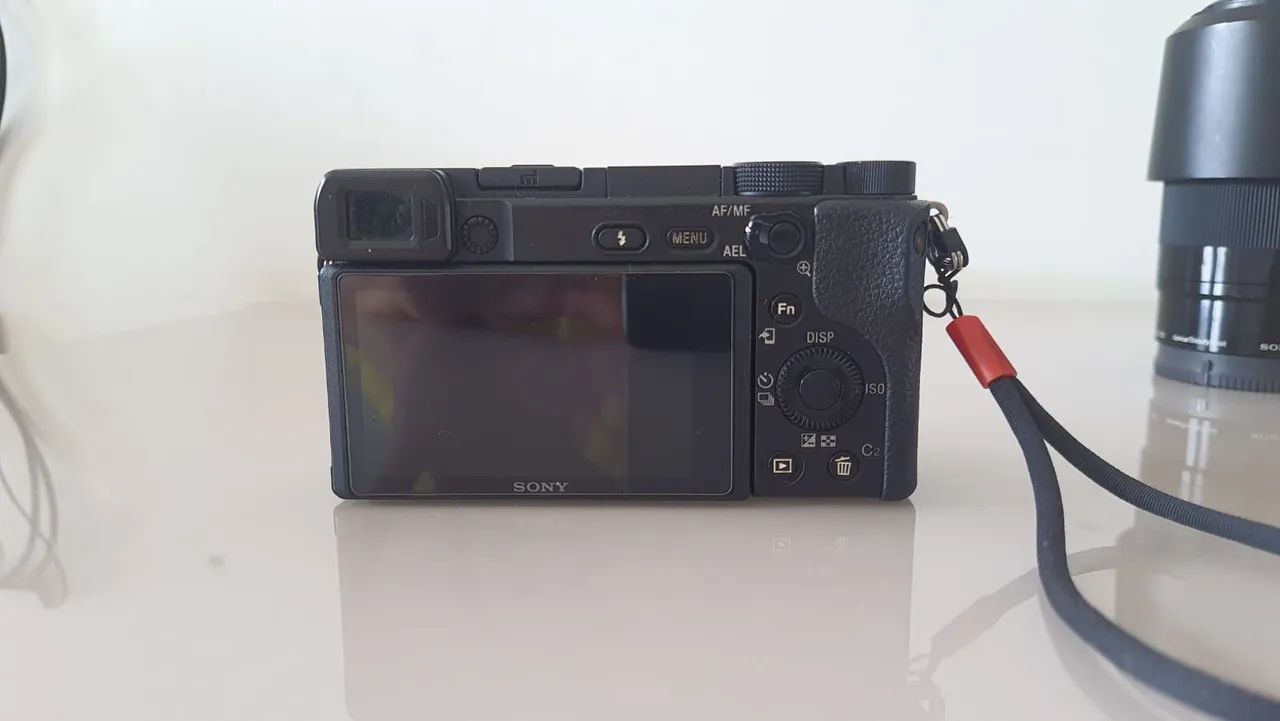 Camera Sony A6400 - OPORTUNIDADE! - Foto 2