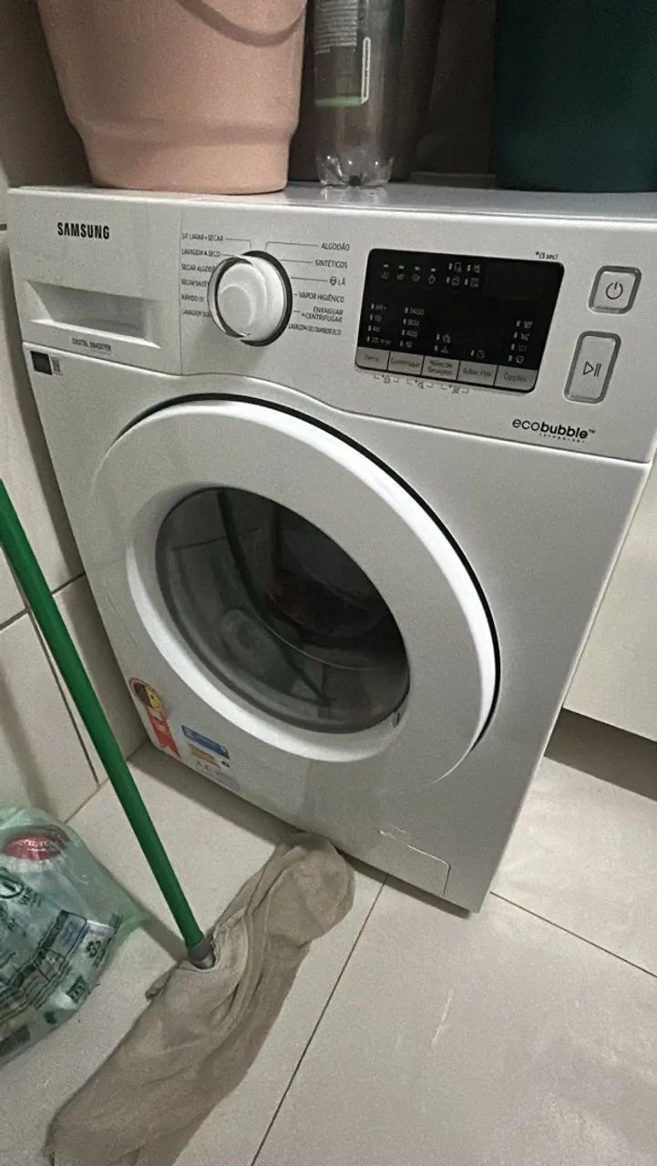 Lava e seca Samsung 1 ano de uso 