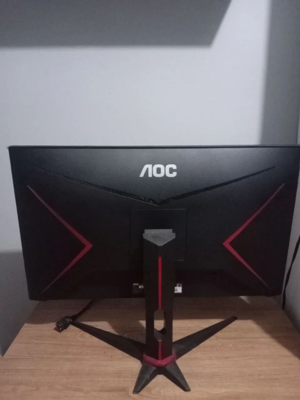 Monitor aoc 27GSE27"-Tela quebrada - Foto 2