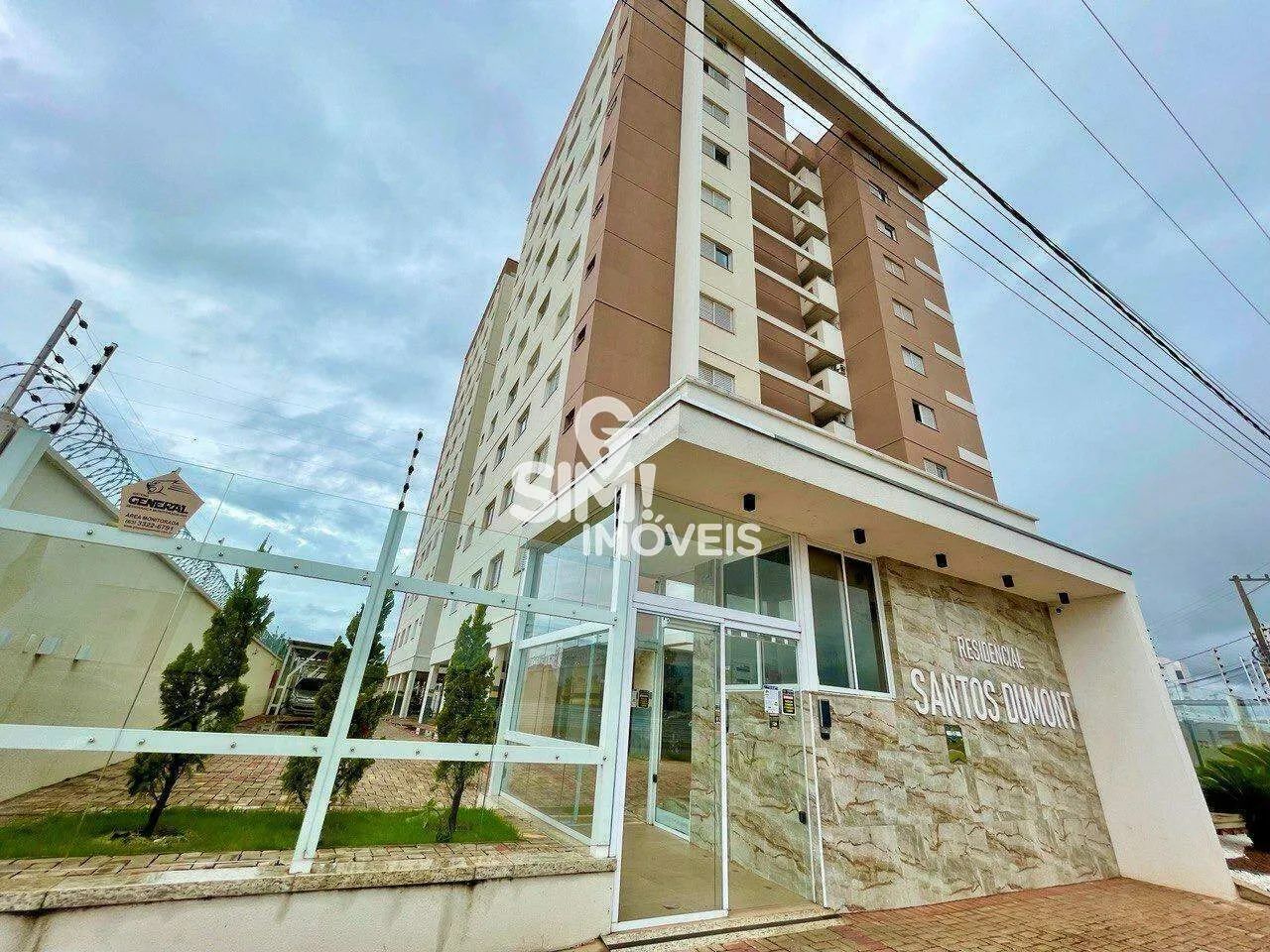 APARTAMENTO 02 QUARTOS COM SUÍTE NA 405 SUL