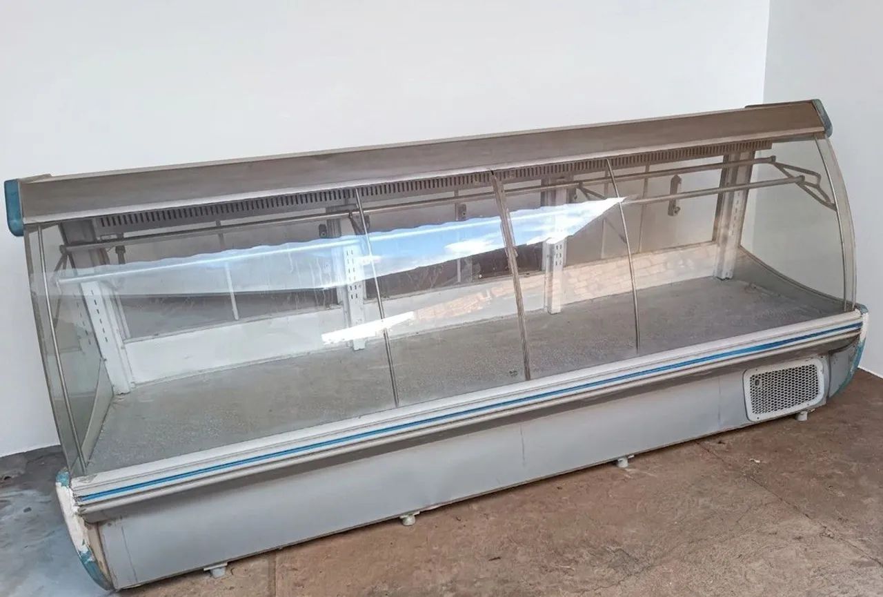 Vendo Balcão Expositor Refrigerado Vidro Curvo 