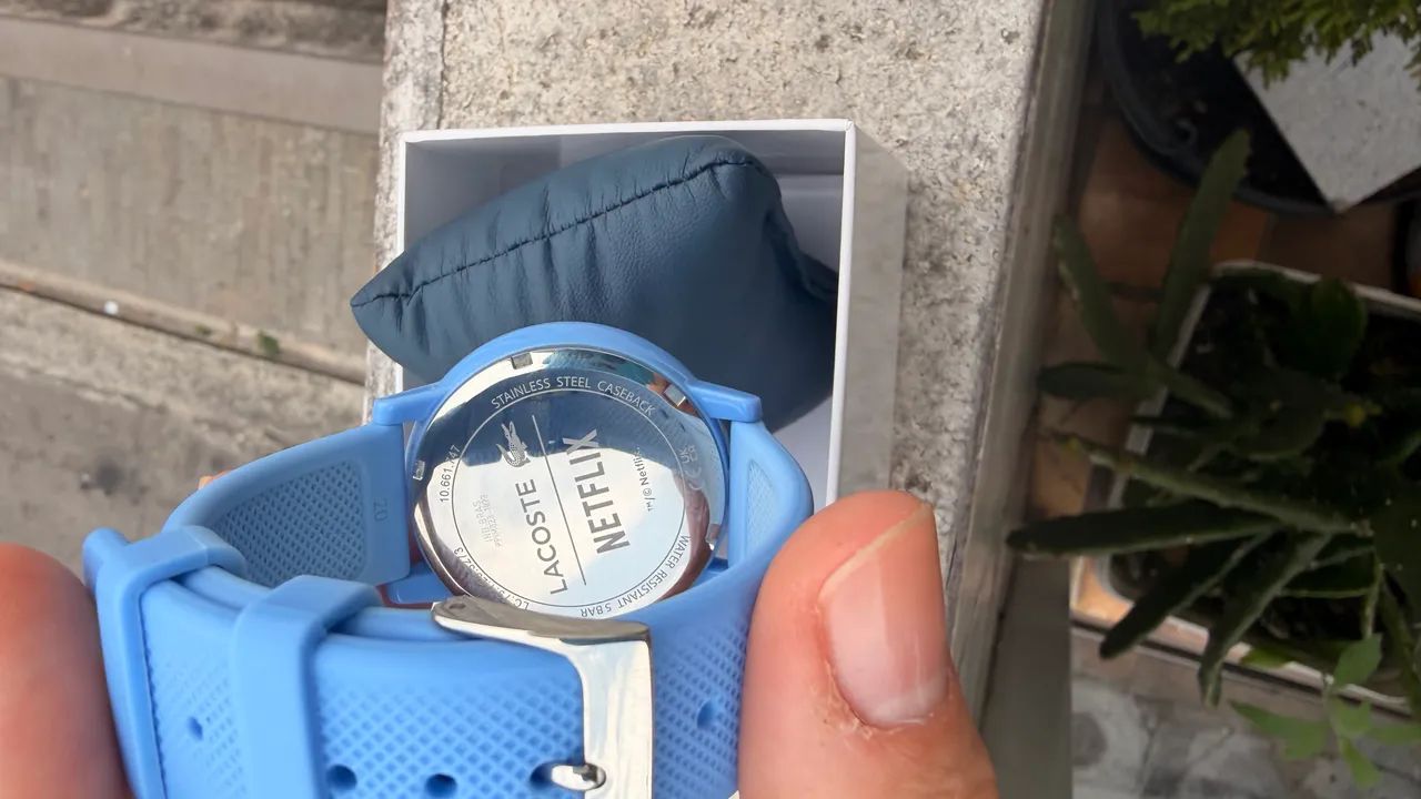 Relogio lacoste azul - Edição limitada netflix - Foto 4