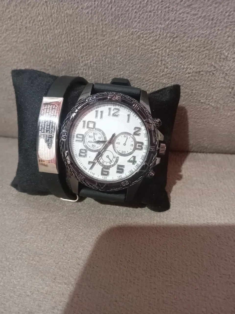 Vendo Conjunto de relógios e pulseira  - Foto 3