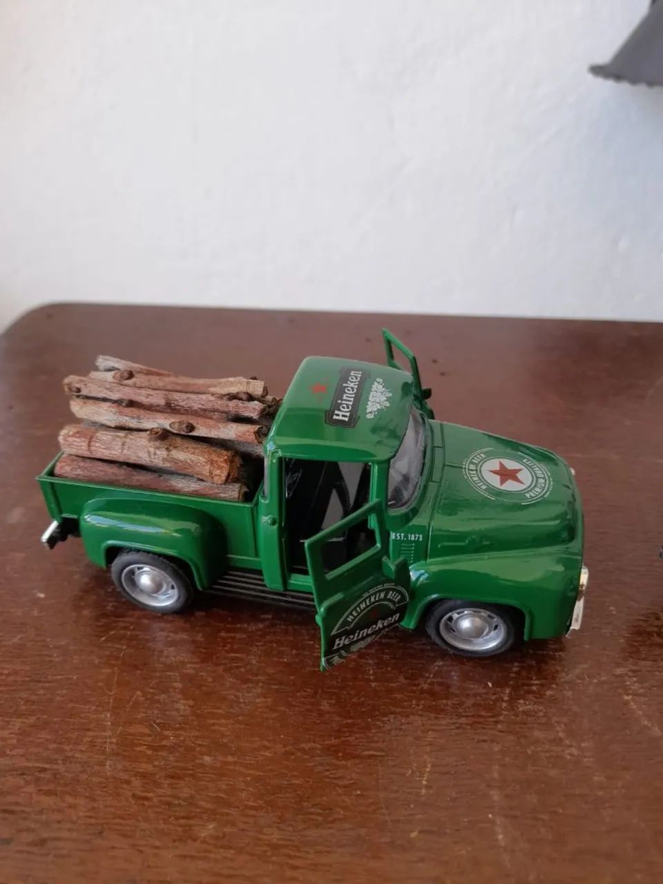 Miniaturas Fusca e Pick UP em metal escala 1:38 - Foto 2