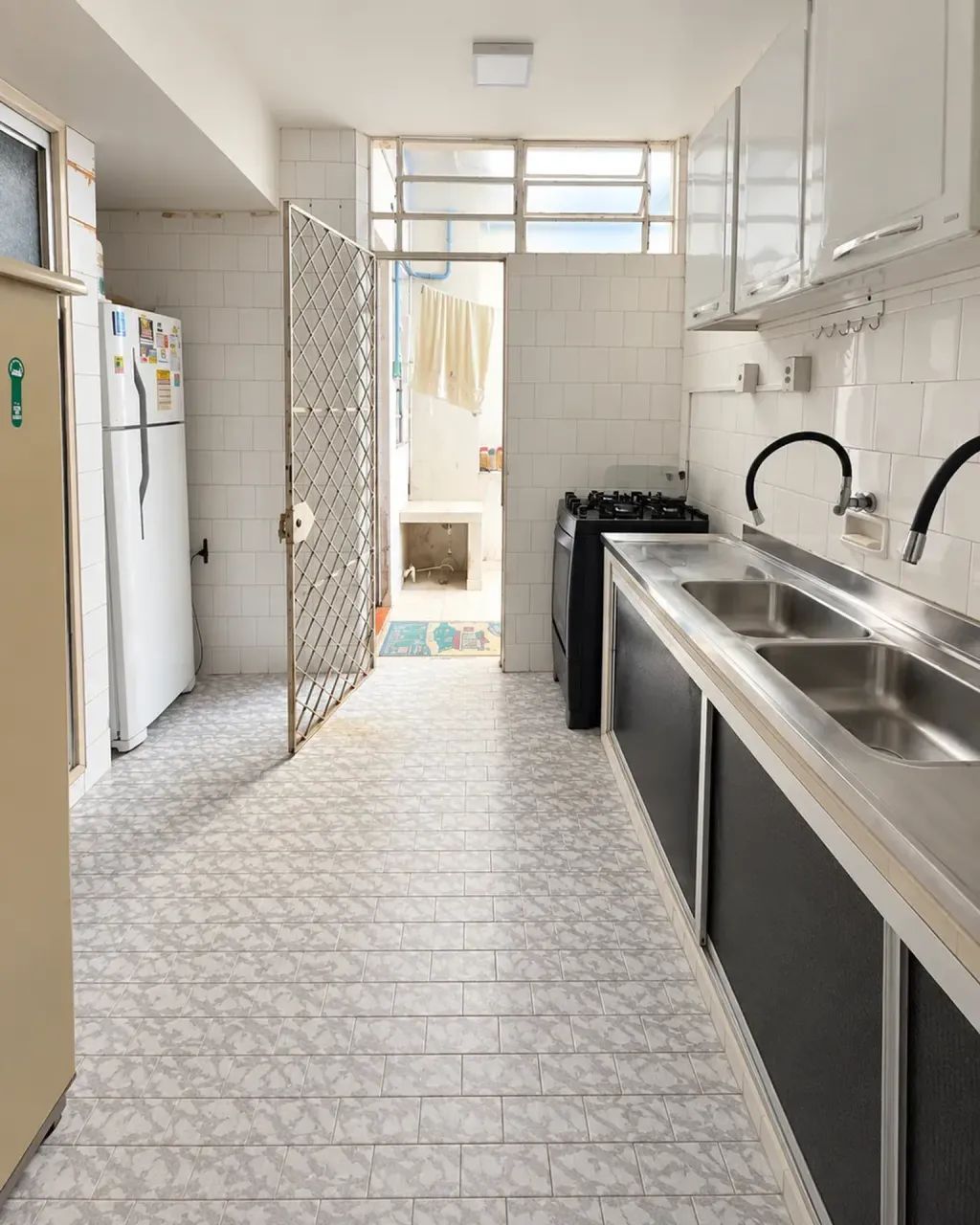 TM - CASA DE 5 QUARTOS NO CENTRO DE VILA VELHA - Foto 2