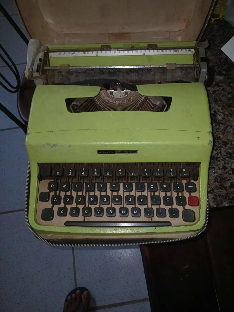 MAQUINA ESCREVER OLIVETTI - Foto 4