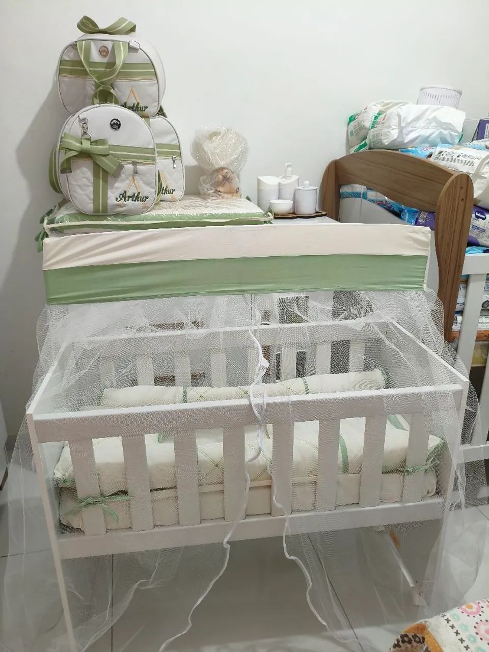 Mini berço com colchão e kit berço 