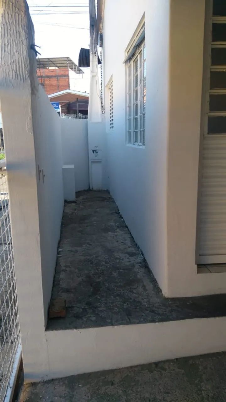 Casa térrea Sorocaba Aluga se 3 comodos sala,cozinha,1quarto e garagem - Foto 2