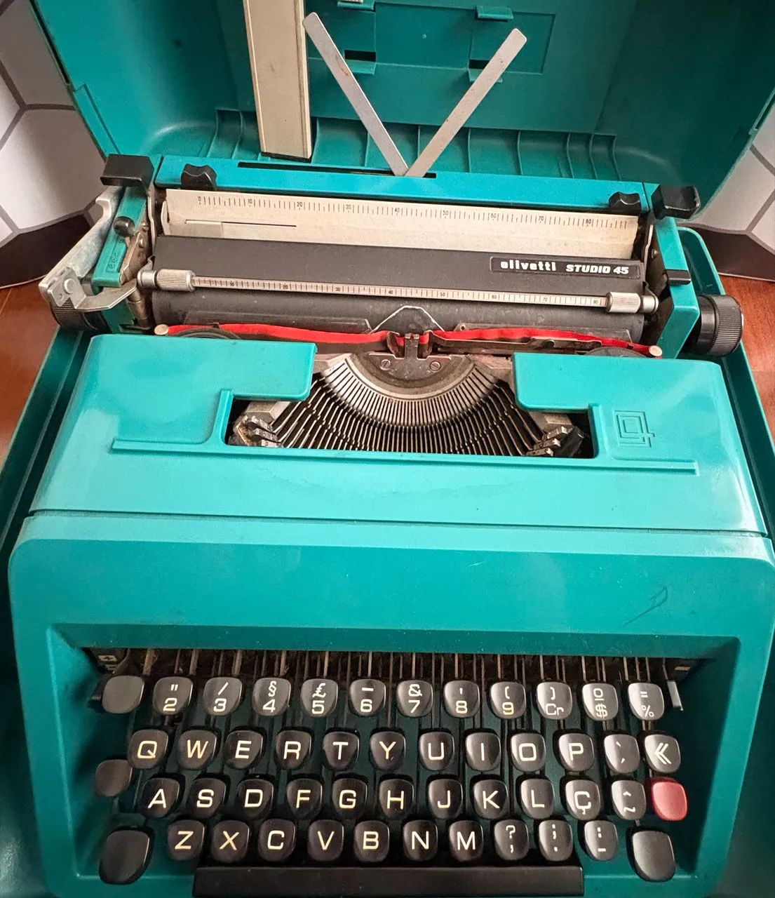 Máquina De Escrever Antiga - Foto 2