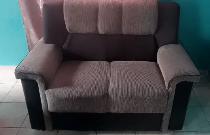 Sofá de 2 assentos - Foto 2