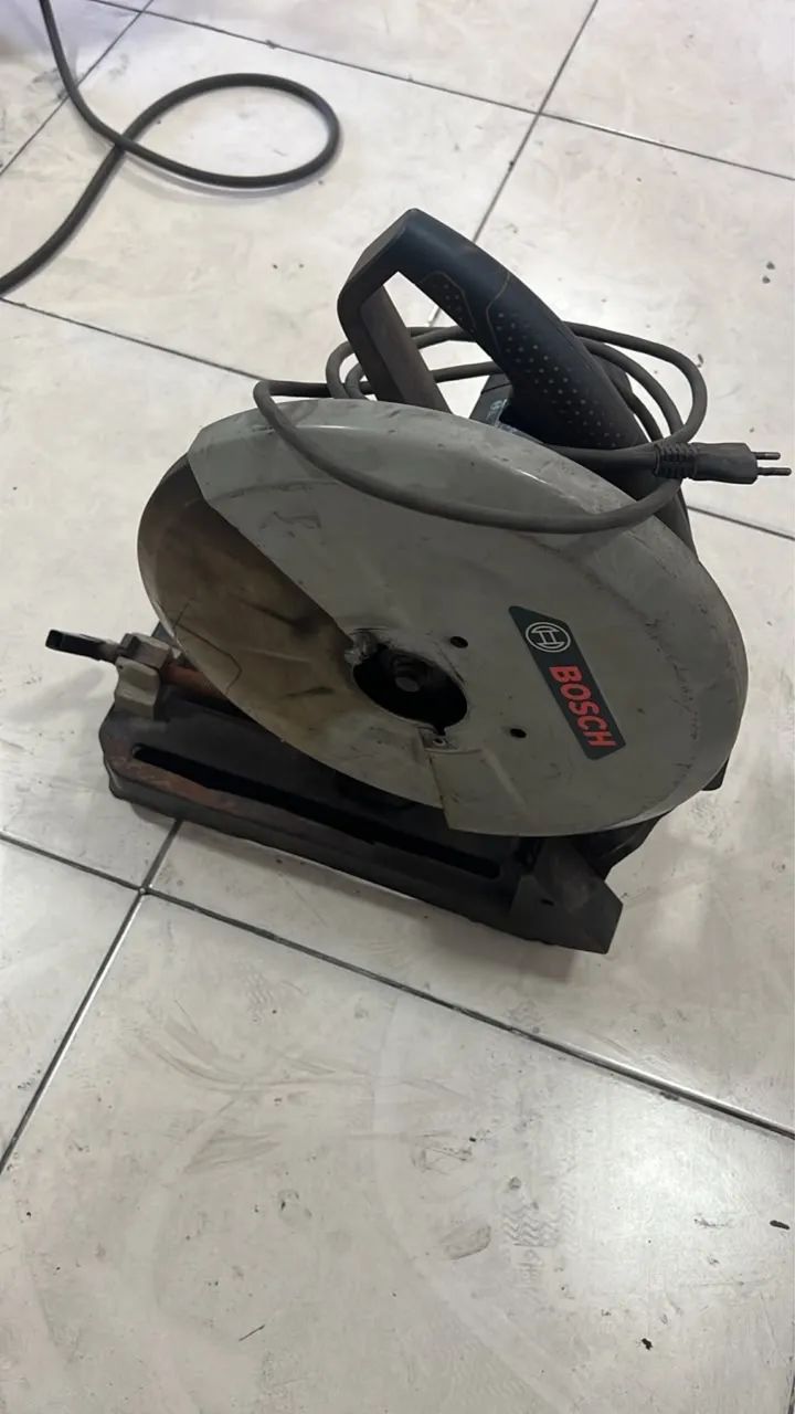 Poli corte 