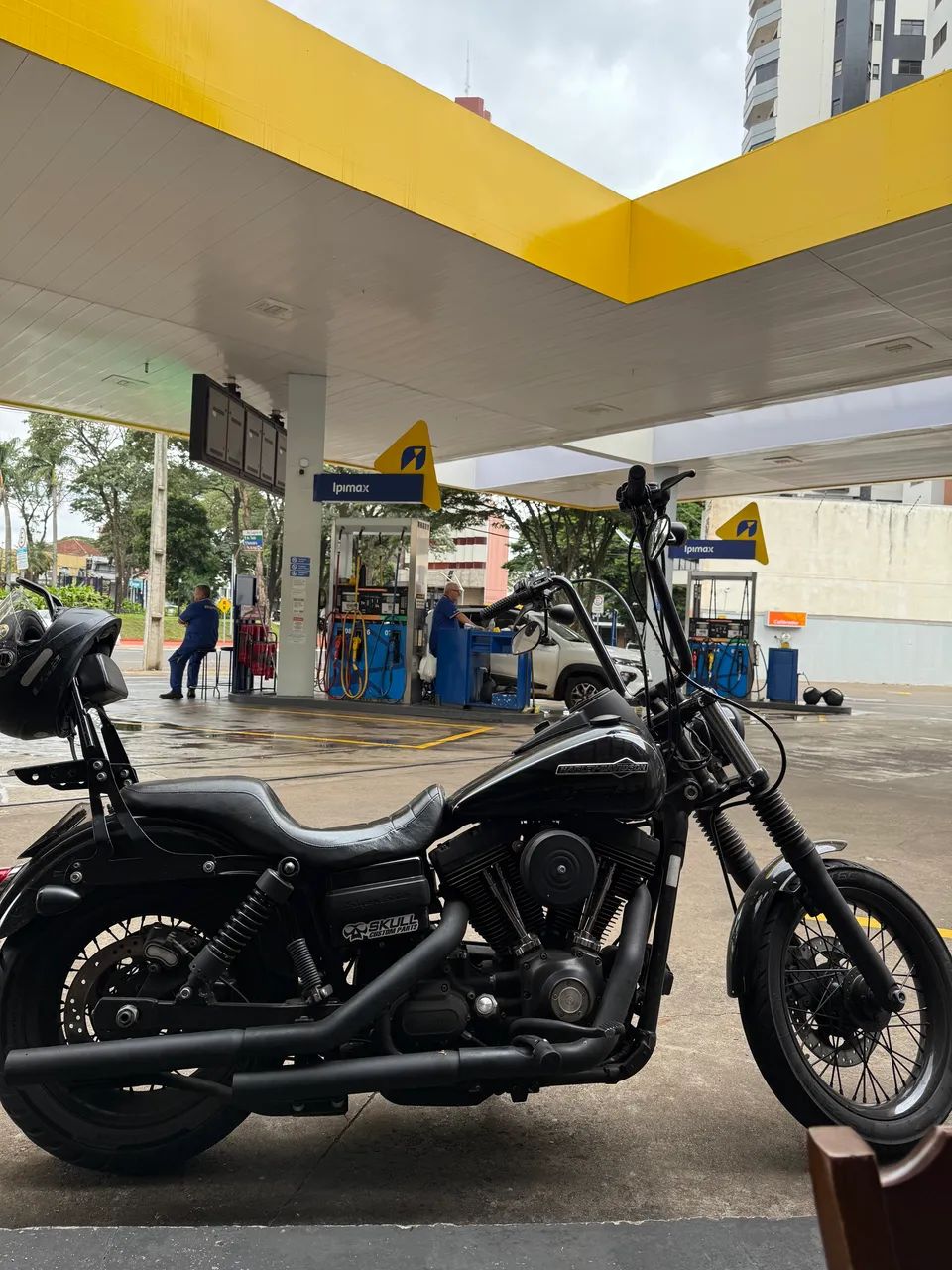 HARLEY DAVIDSON DYNA SUPER GLIDE CUSTOM (FXDC) 2011 - Foto 2