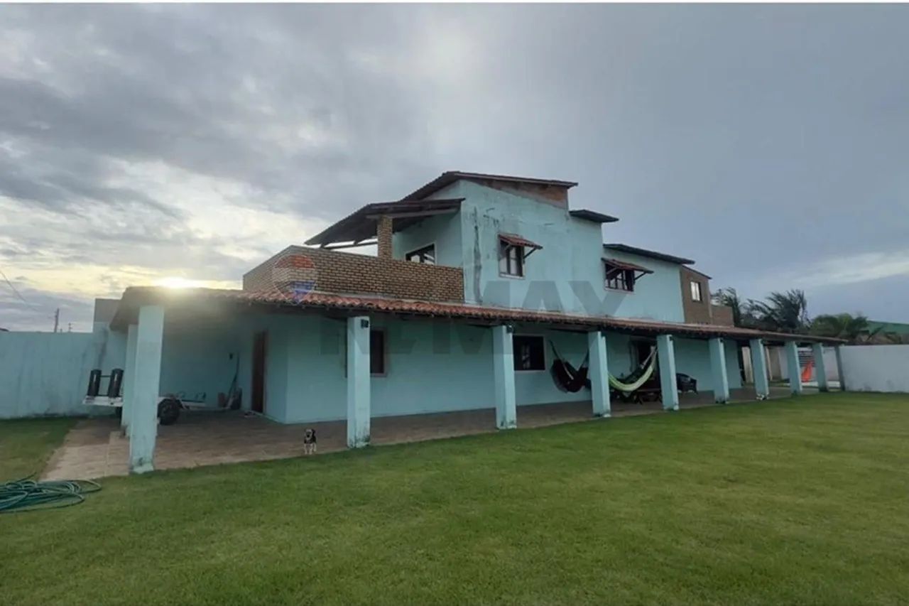 VENDE SE CASA NA EMBOACA