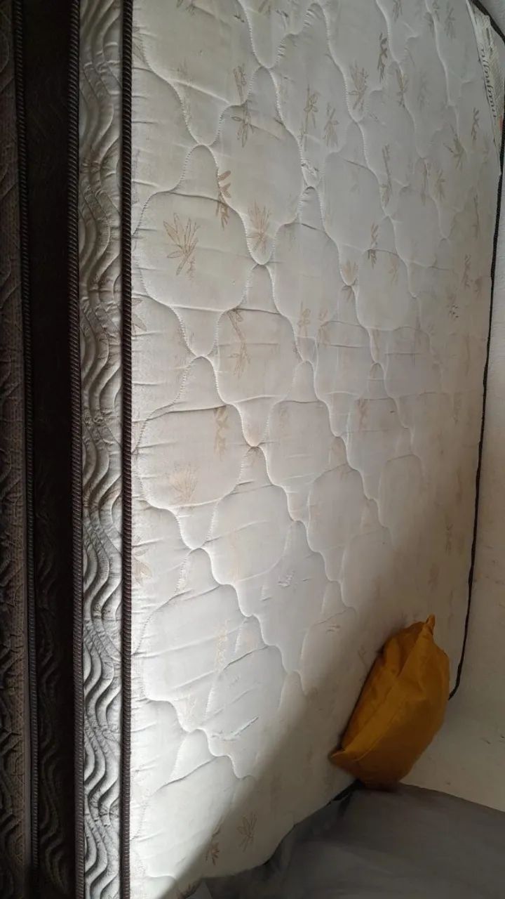 Vendo cama box de casal - Foto 2