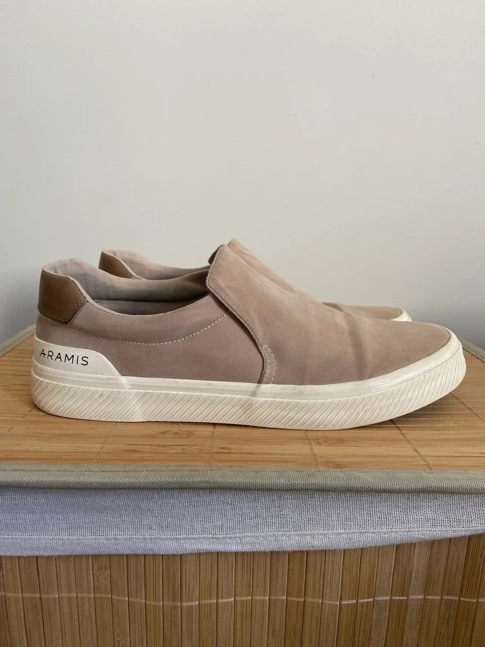 Tênis Slip on Aramis Bege