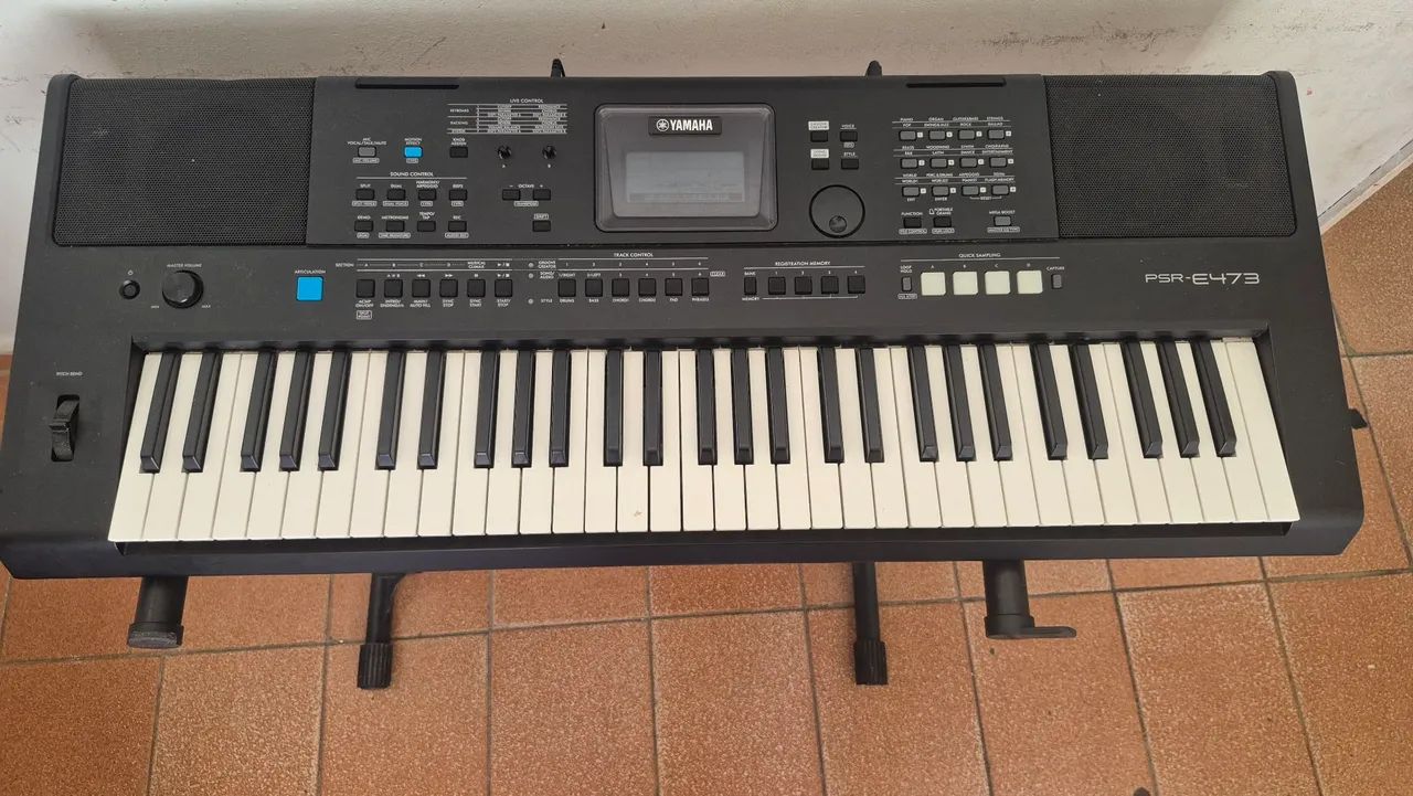 Teclado Yamaha PSR- E473
