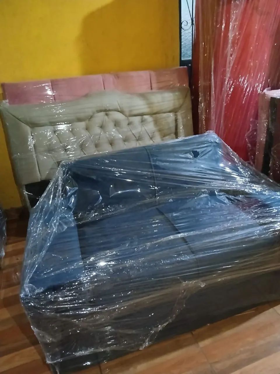 Sofá Apronta Entrega em ofertas 